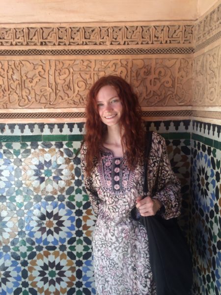 The caftan I bought in Chefchaouen was ideal for the day in Marrakech: covers everything (good not only for modesty but also sun protection) and feels like nothing